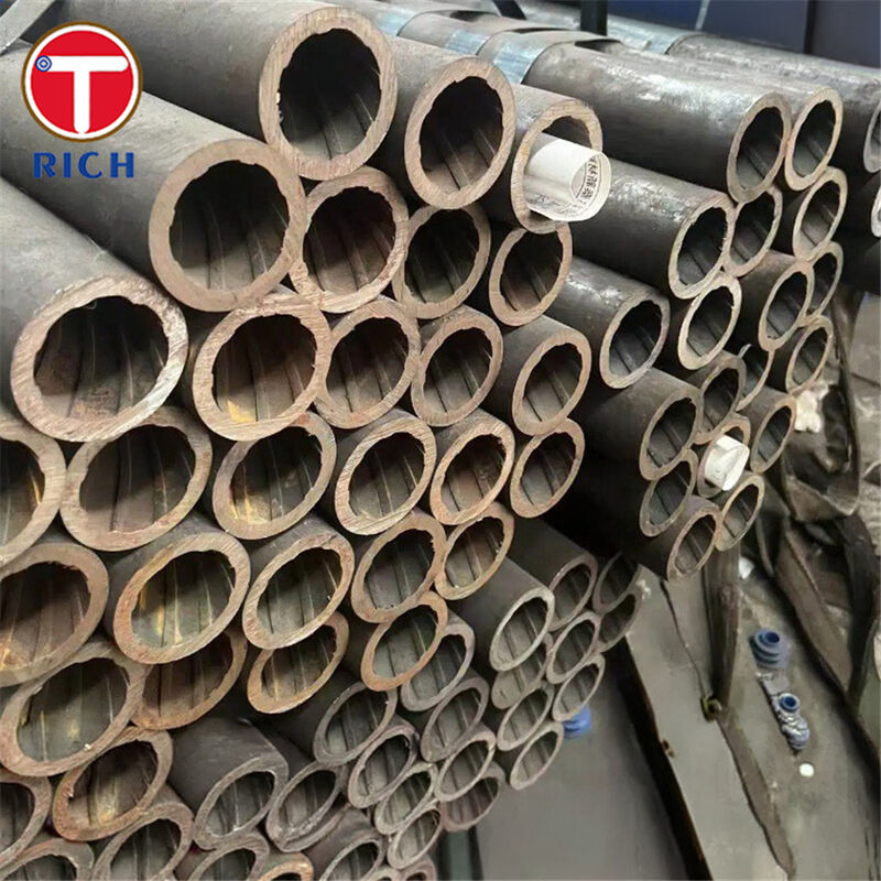 ASME SA213 klasa T12 Wnętrzna nitka bezszwowa, nisko stopowa, rurka wymiennika ciepła o konstrukcji Cr-Mo i 30-325 mm OD
