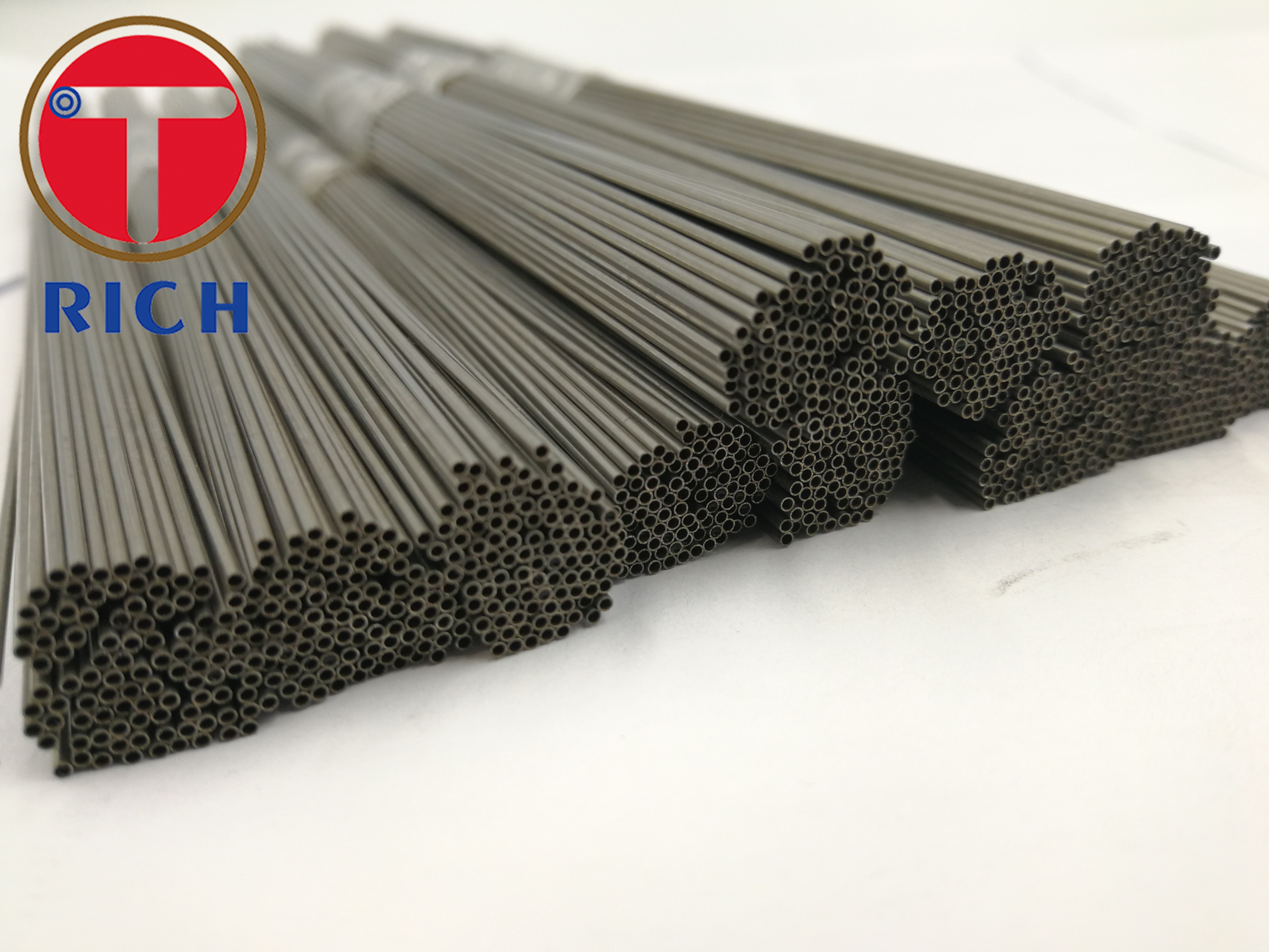 Spawana bezszwowa stalowa rura precyzyjna do wyżarzania jasnego 316Ti 321 2205 1